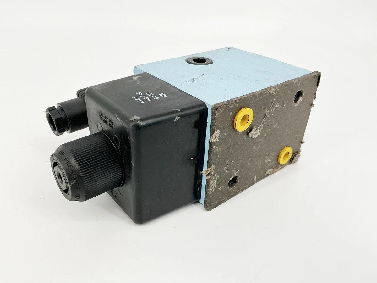 New Denison A3D02-34-111-0101-00B1W01327 Solenoid Valve 115V 60hZ 026 47106 P