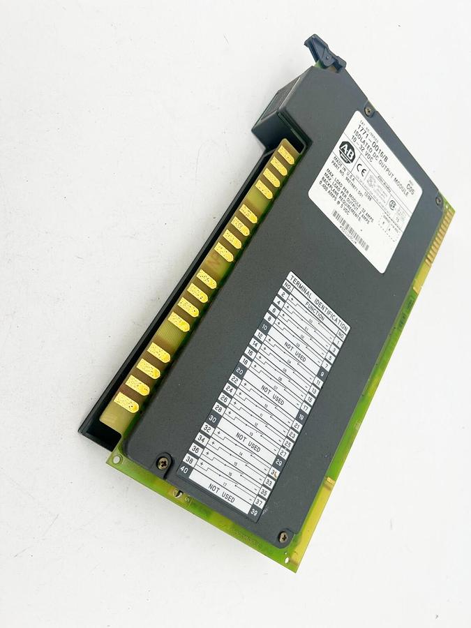 Used Allen Bradley 1771-OQ16/B Digital Output Module PLC 5 Isolated 16 Point 10-32VDC