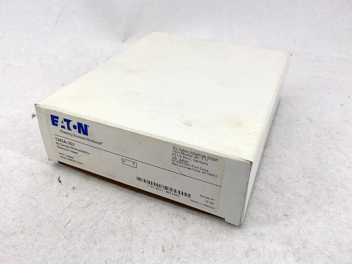 New Eaton 1265A-202 Ser A1 60 Series Photoelectric Detector Head 9ft Cable