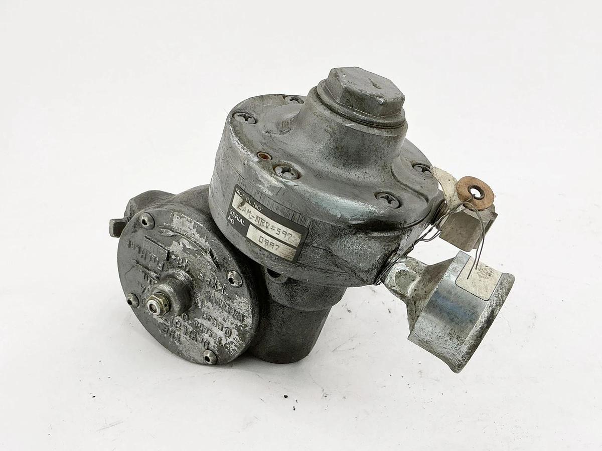 Used DeVilbiss Co 2AM-NRV-597 Pneumatic Air Valve QS-5012