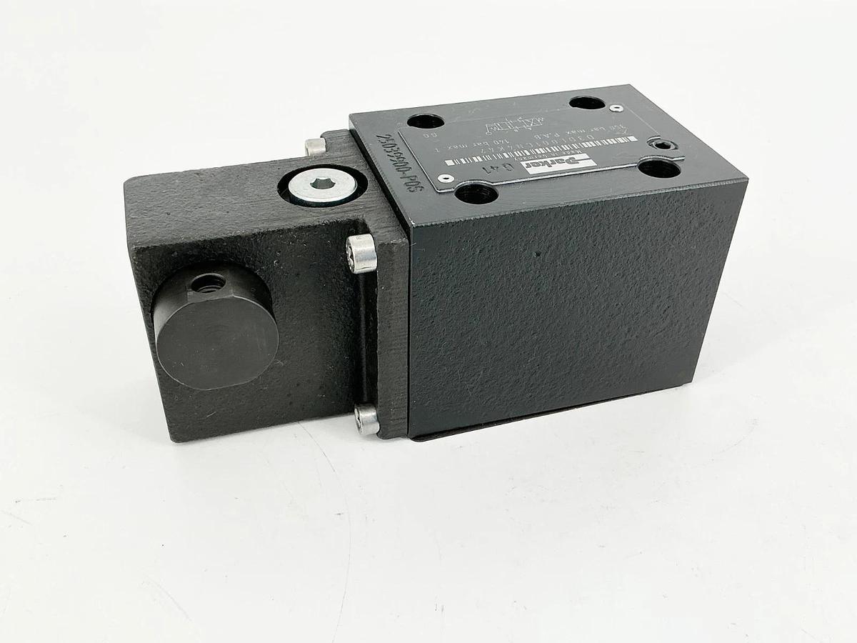 New Parker D3DL001CN4K42 Directional Control Valve 350Bar