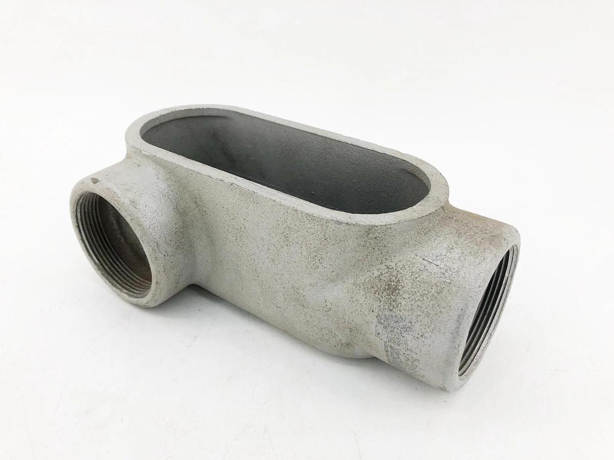 New O-Z/Gedney LR67 Conduit Outlet Body 2" Form 7