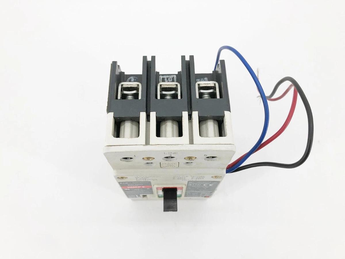 New Eaton Cutler Hammer HMCPE050K2C Motor Breaker AUX1A1BPK 3P 50A 600V - No Box