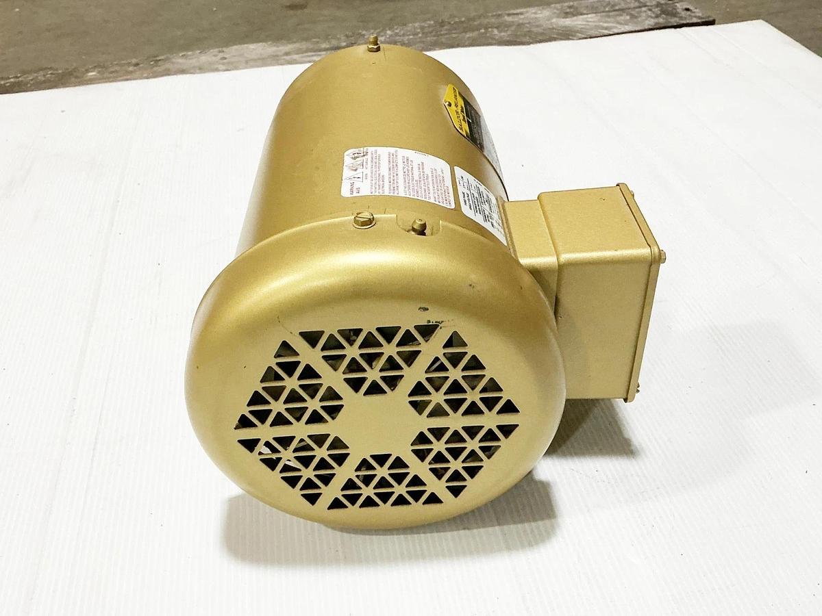 New Baldor CEM3554T-5 Electric Motor 1.5HP 575V 1760RPM 1.8A 3PH 35AA002M887G1