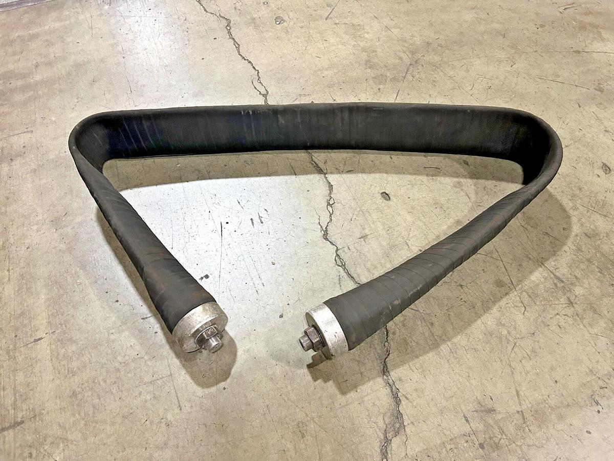Used 27L800160 Hose 9FT. 1-1/4" Thread OD