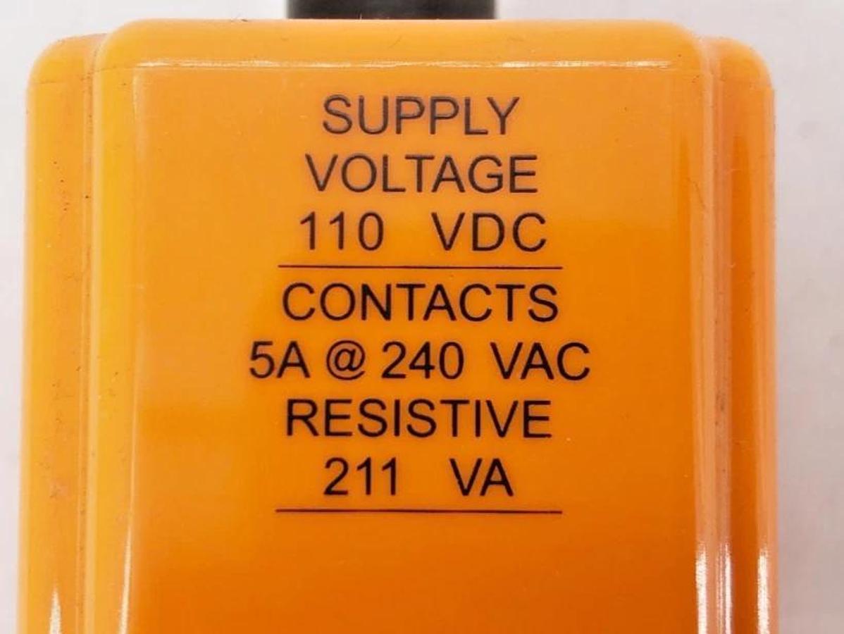 New ATC UOA-110-DLA Voltage Monitor 110VDC Supply 5A @ 240VAC Contacts
