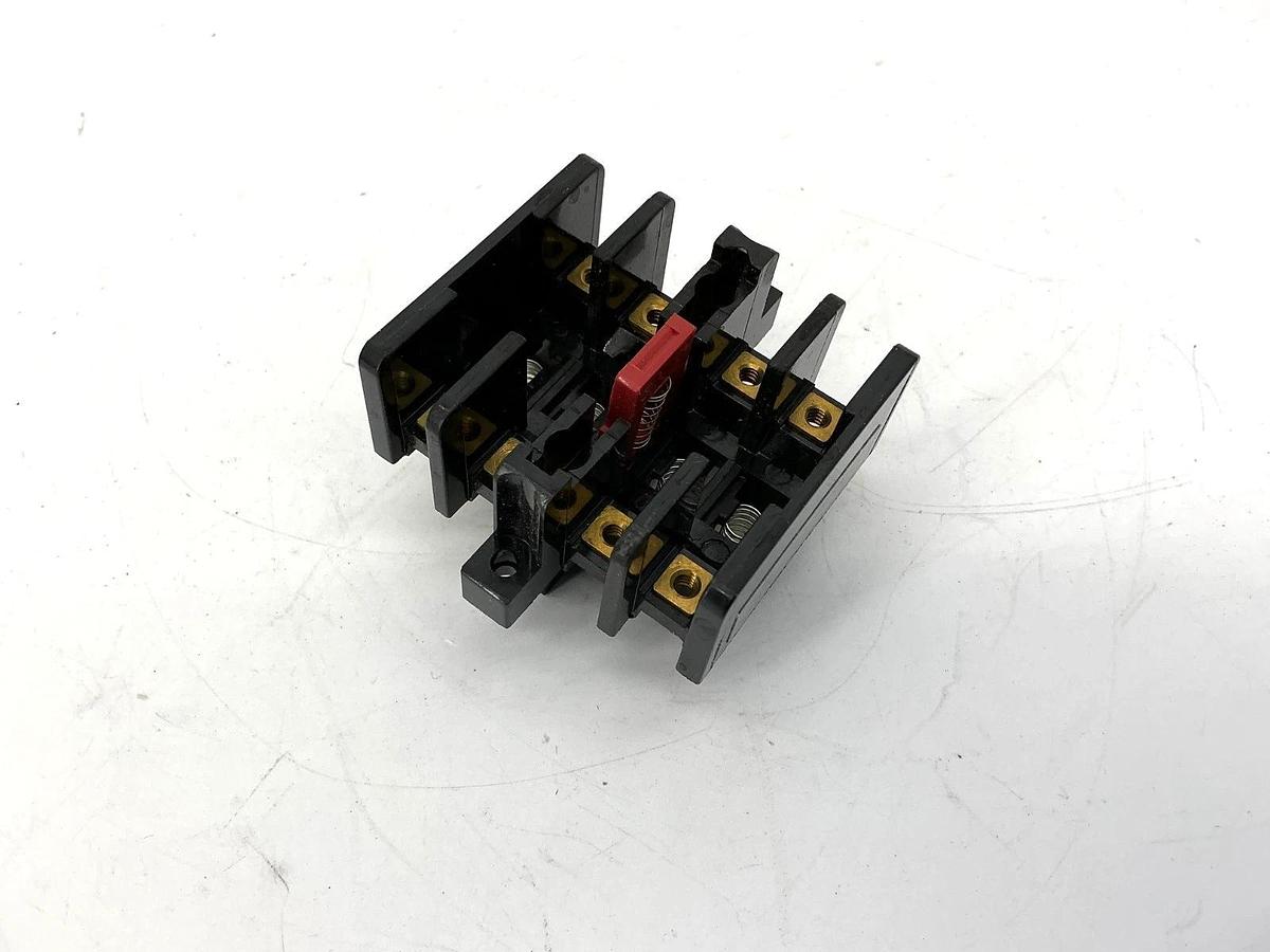 New Allen Bradley 700-NA00 Ser B Relay Front Deck 4-Pole 125Watt Max 700NA00