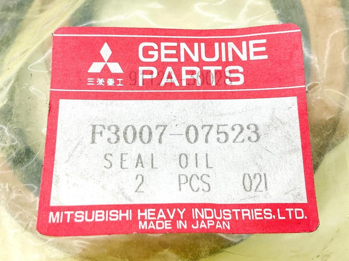 New Lot of 2 Mitsubishi F3007-07523 Oil Seal