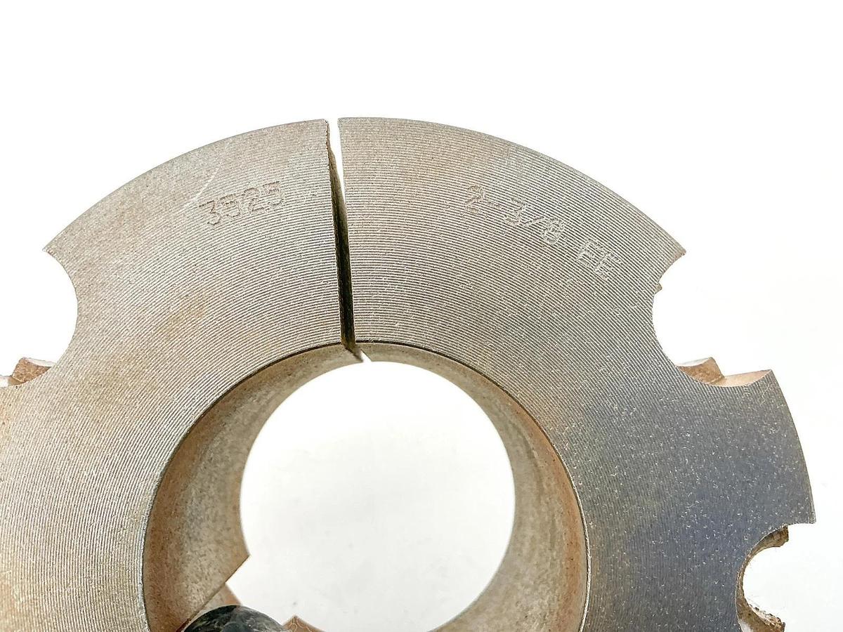 New Gates 3525 X 2-3/8 Taper-Lock Bushing 2-3/8" Bore
