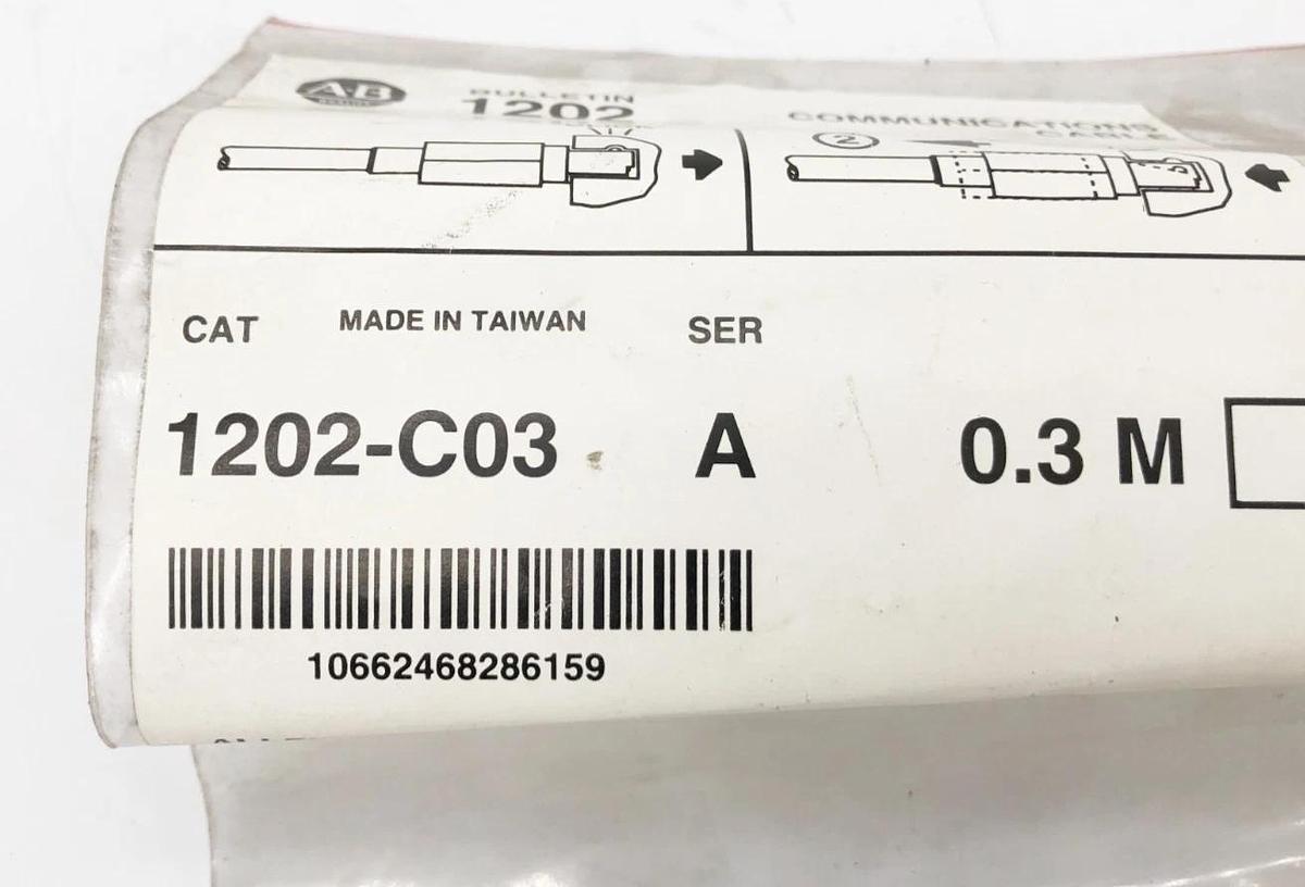 New Allen Bradley 1202-C03 Ser. A Communications Cable 0.3M