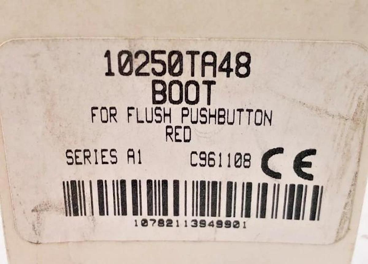 New Cutler-Hammer 10250TA48 Boot For Flush Pushbuttons Red 30mm Ser. A1
