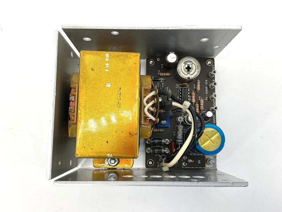 New Sola 83-24-212-03 Power Supply 120/240VAC 47-63HZ 1.2A 24VDC 50/60HZ -No Box