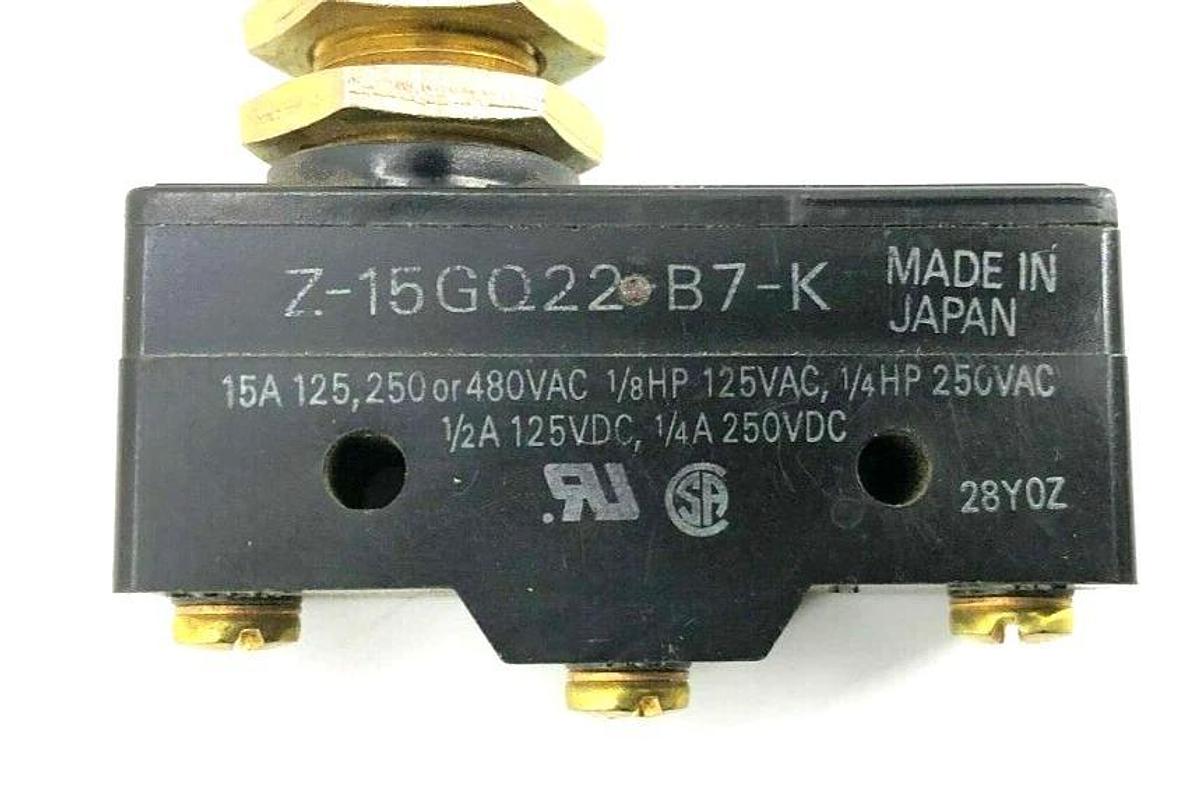Lot of 2 New Omron Z-15GQ22-B7-K Snap Action Switches 15A 480VAC 250VDC