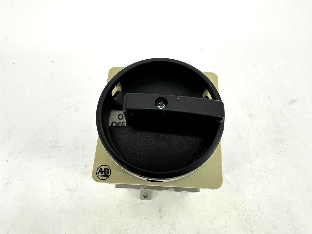 New Allen Bradley 194E-E63-1753 Ser. B Load Switch 63A 600VAC - No Box