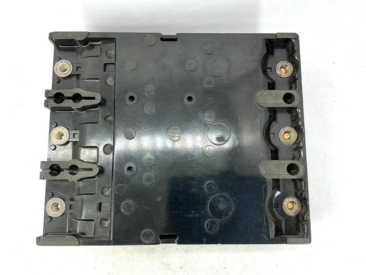 Used ITE JL3-F400 Circuit Breaker 3-Pole 3-Phase 400A 600VAC
