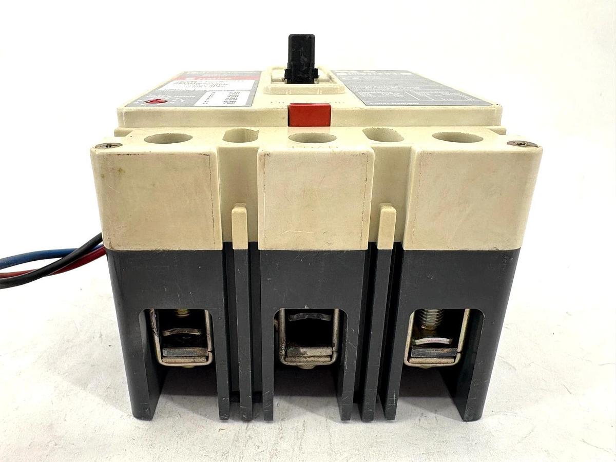 Used Cutler-Hammer HMCP070M2CA01 70A Circuit Breaker w/ A1X1PK Aux. Switch 600VAC 3P