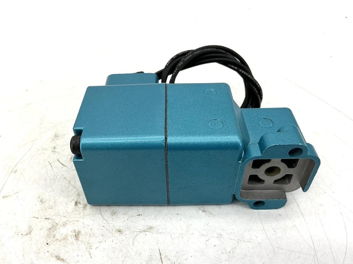 New MAC Valves 250B-111CA Solenoid Valve 15Watts 24VDC 150PSI 110/120V - No Box