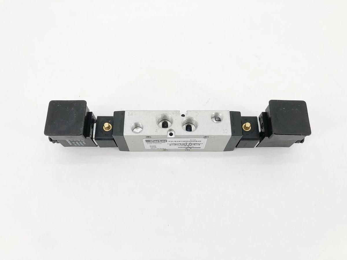 New Parker P2LBX512EENDDB49 Solenoid Valve 24VDC 1-1/4" 5/2 2-Position