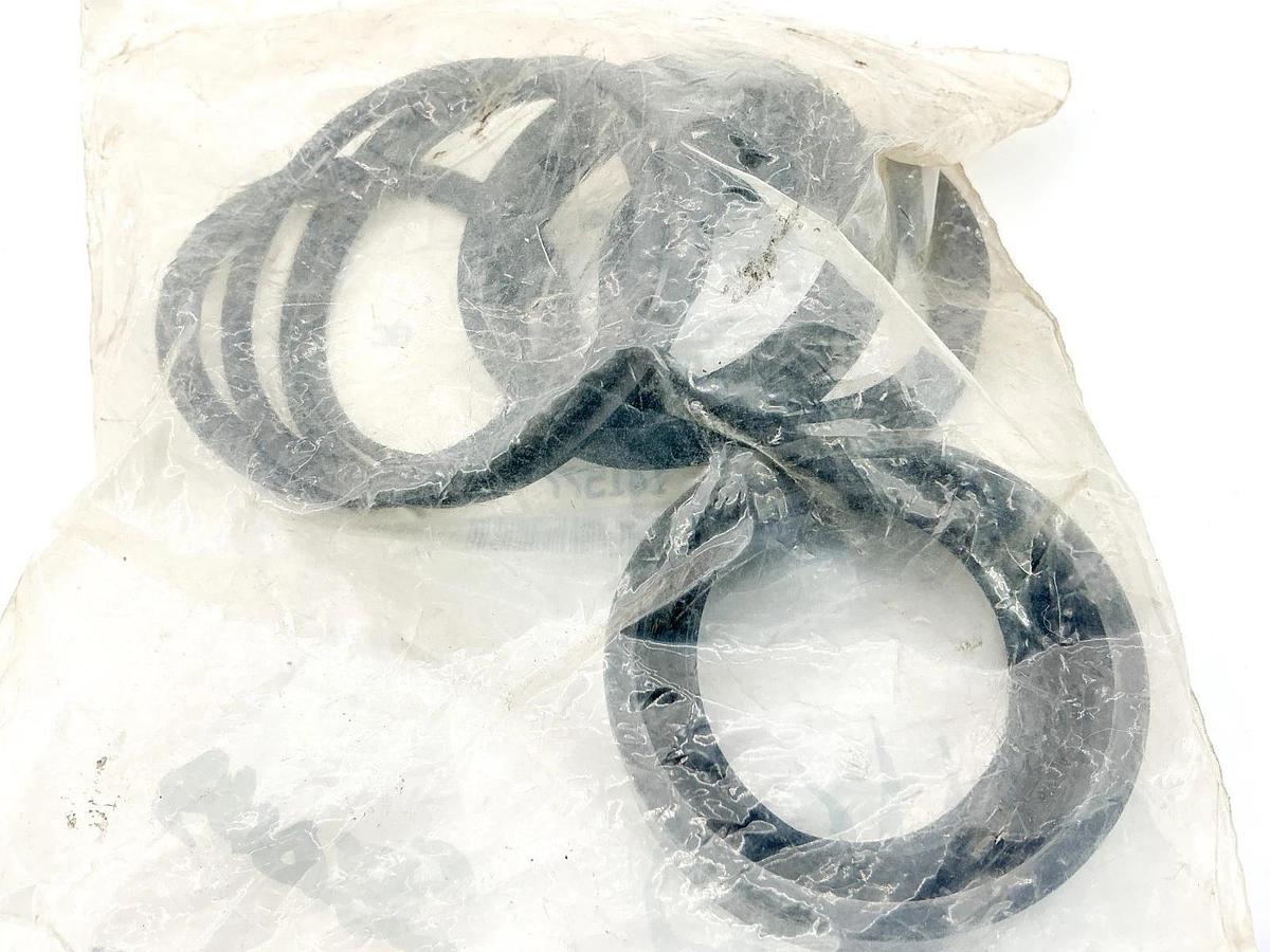 New Total Source GE47M/00 Lift Cylinder Seal Kit INHY-1238
