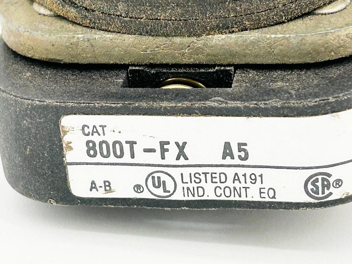 Used Allen Bradley 800T-FXA5 Pushbutton 2 Position 30mm Red No Contact Ser.T