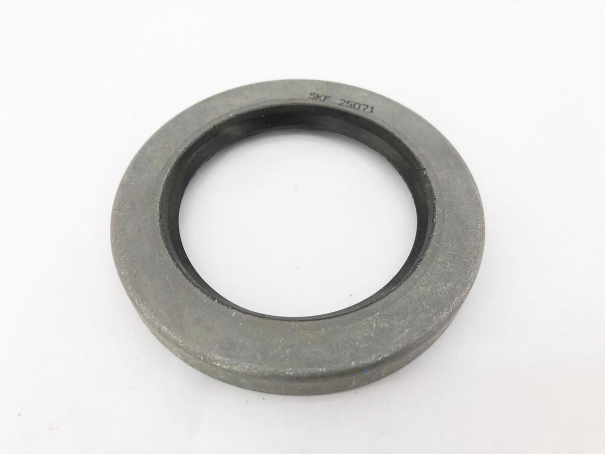 New SKF 25071 Radial Shaft Seal - No Box