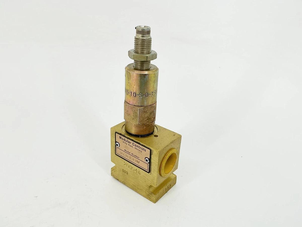 New Modular Controls RV1-10-S-0-36/ Valve W/Manifold RV1-10-S-4-3S/ - No Box