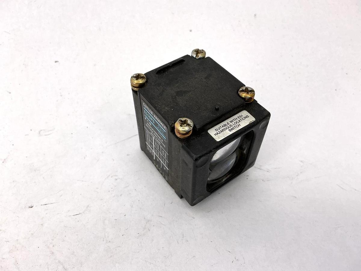 Used Cutler-Hammer E51DP6 Ser B3 Photoelectric Head Diffuse-Reflective 19inch Range