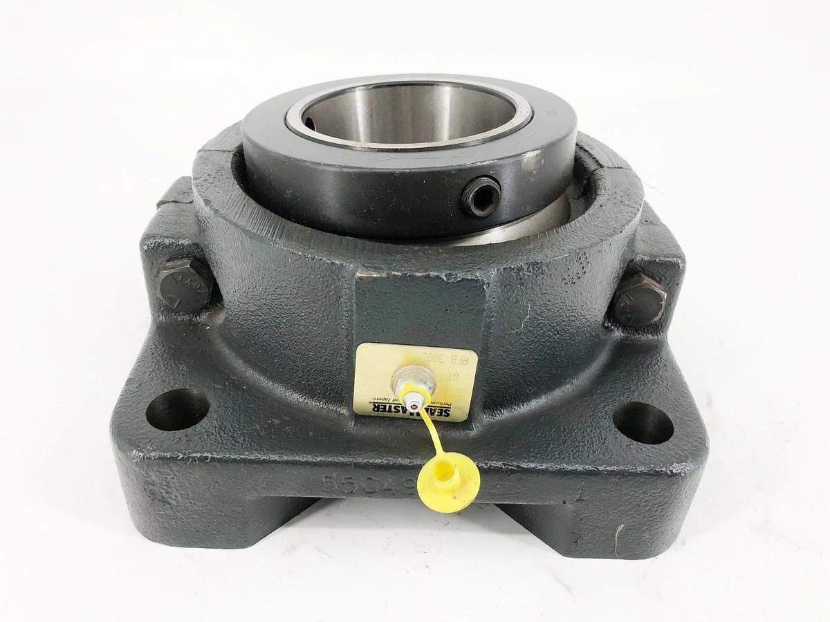 New Sealmaster RFB-300C Flange Mount Tapered Roller Bearing 3" Bore - No Box