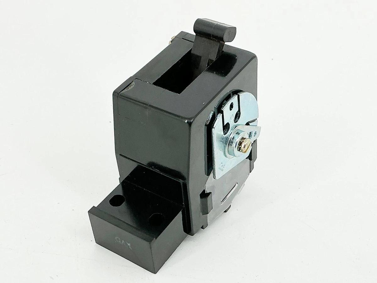 New Allen Bradley 1495-K6 Auxiliary Contact 600V Heavy Duty Rating Ser.K