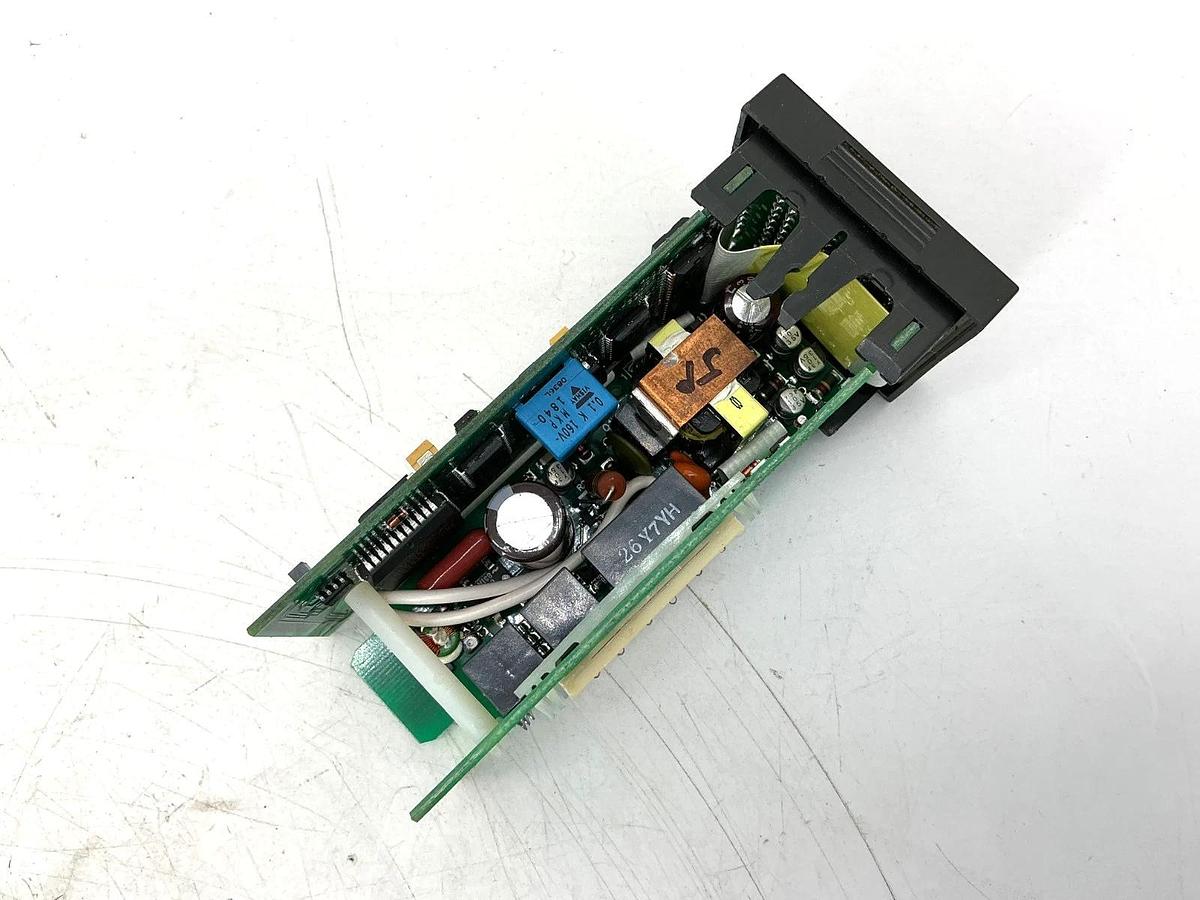 New Omega CN76000 Auto Tune Temperature Controller 100-240V CN76122 - No Box