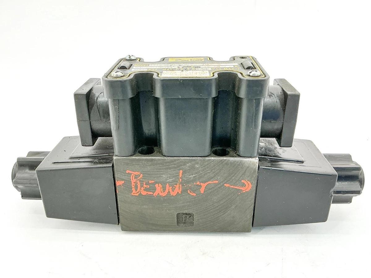Used Parker D1VW4CNYC-70 Solenoid Valve 5000PSI ,58A 110/120V