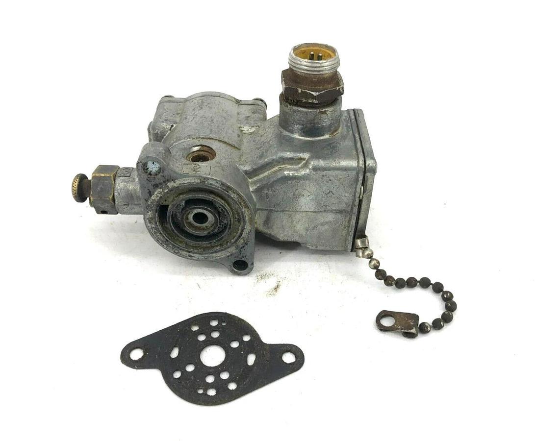Used Parker K065-9035 Pilot Valve 110/120VAC 50/60HZ - No Manifold