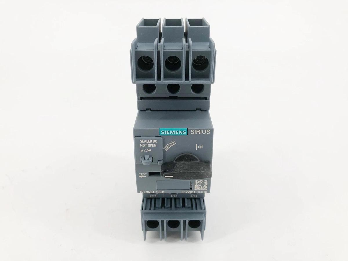 New Siemens 3RV2811-1CD10 Circuit Breaker 690VAC 3 Pole 2.5A