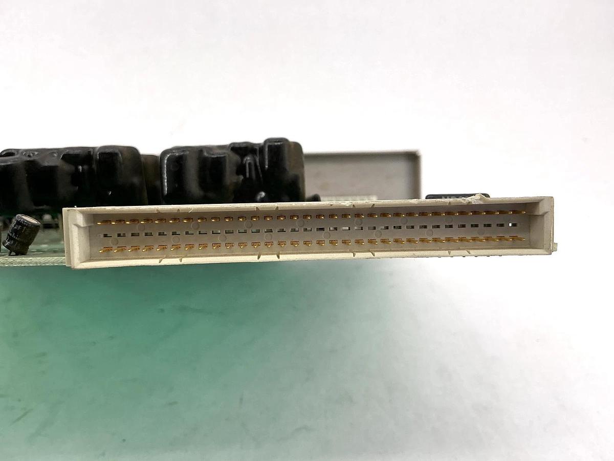 Used Siemens 505-4816 PLC Output Module 16-Point 110/220VAC 50/60HZ 505-4816