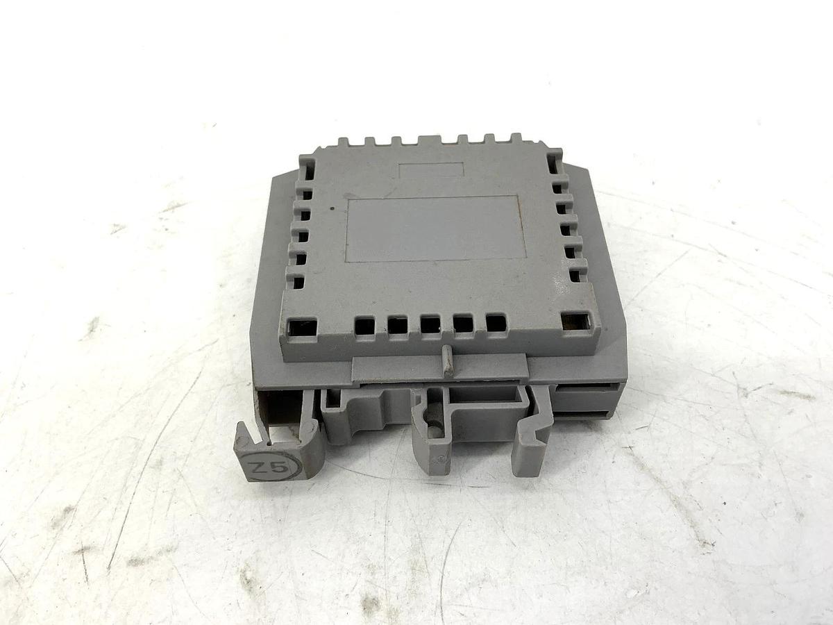 New ABB Entrelec 10-067-27 Relay Control Module Green LED 115V 10-067.27 No Box