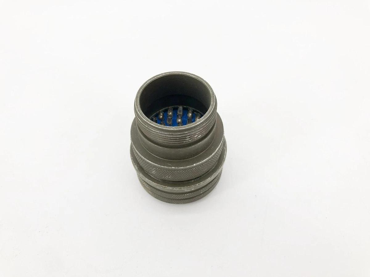 New Amphenol MS3106A28-12P Circular Connector Plug 26 Position