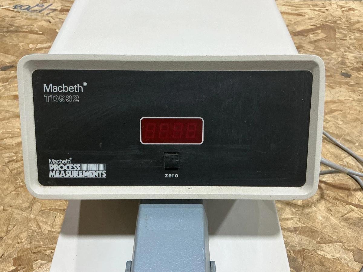 Used Macbeth Process Measurements TD-932 Densitometer 52Watts 50/60-Cycles 115V TD932