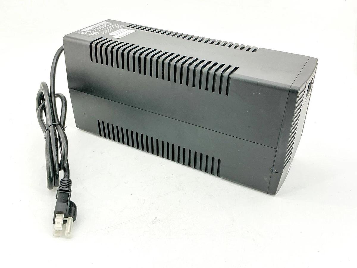 New Tripp Lite OMNISMART500TU Uninterruptible Power Supply 500VA 360W 120V