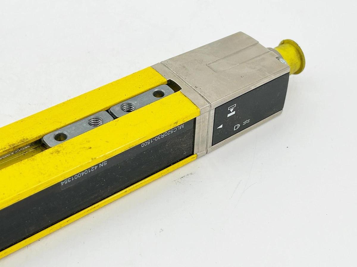 Used Leuze MLC520R30-1500 MLC Receiver Safety Light Curtain TType 4 MLC 500 Series
