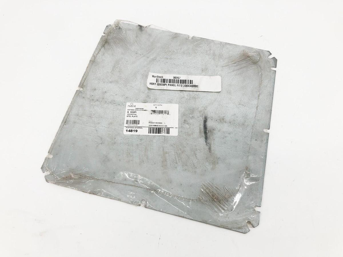 New Hoffman Q3030PI Mounting Plate 300mm x 300mm 14819 - No Box