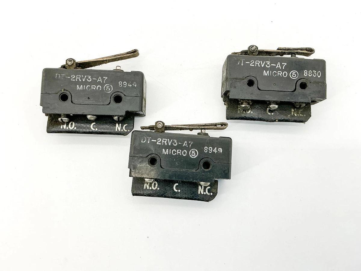 Used Lot of 3 Honeywell DT-2RV3-A7 Micro Limit Switch 10A 250V