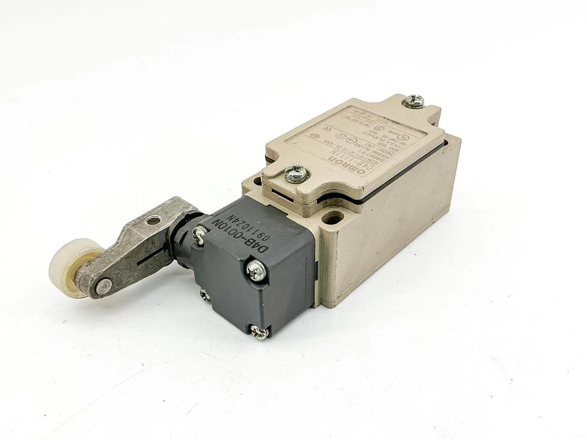 New Omron D4B-4111N Safety Limit Switch W/Roller Lever 400V 2A - No Box