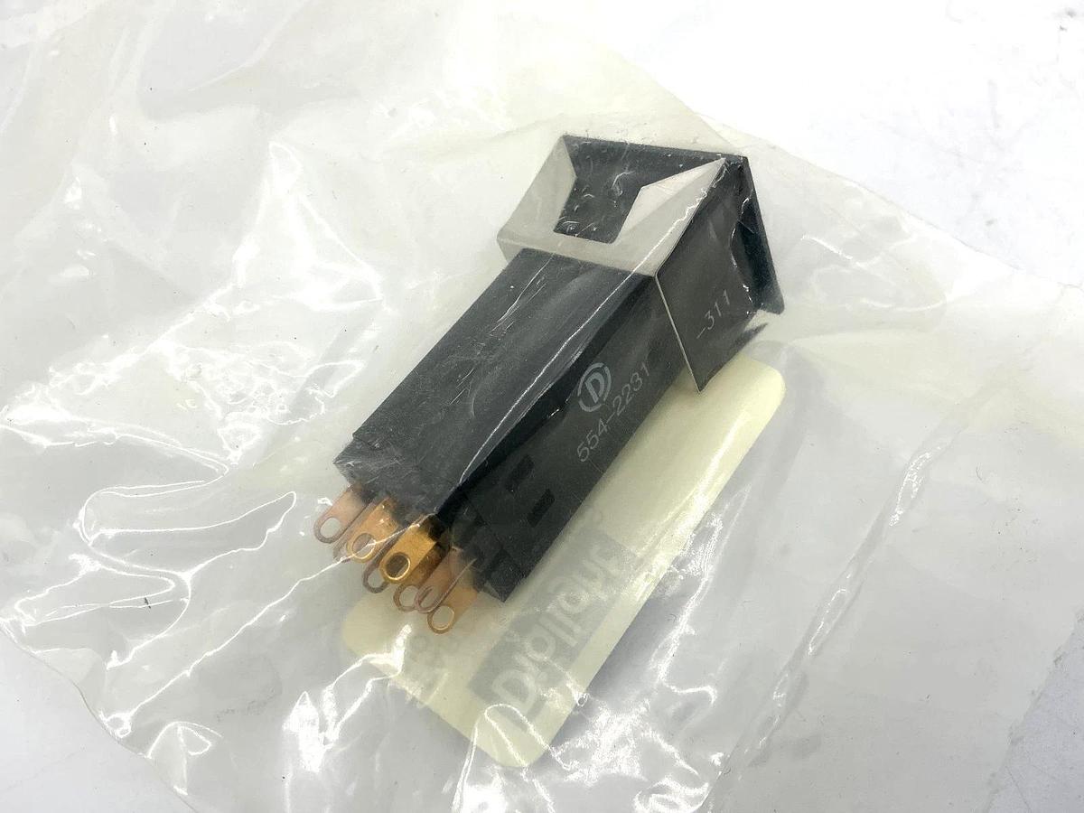 New Dialight 554-2231-311 Panel Mount Pushbutton Switch 8-Pin 1A 125VAC