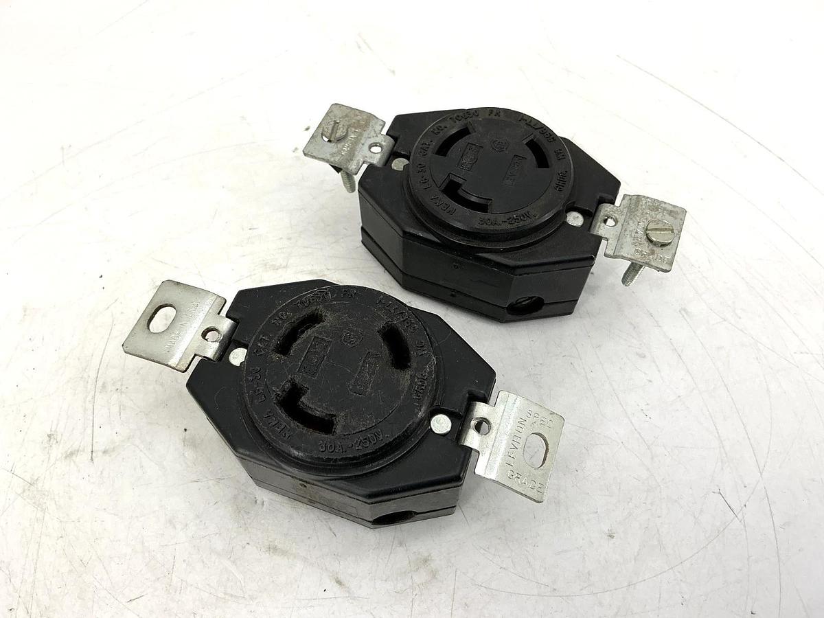 Used Lot of 2 Leviton 70630-FR Locking Receptacle Nema L6-30 30A 250V 70630FR