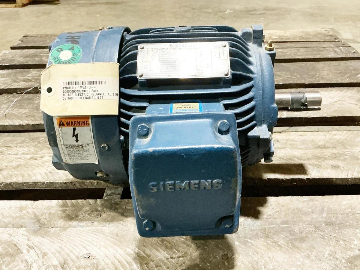 Used Siemens 1LA9182-2YK00 Induction Motor RGZESD 3HP 575V 3495RPM 3A 3 PH 60Hz