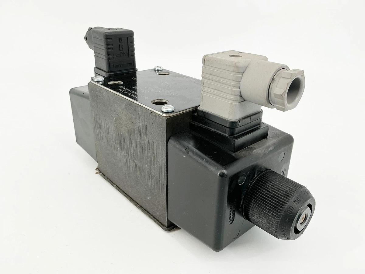 New Denison A3D02 34 751 0902 00B1W01327 Solenoid Valve 115V 60Hz 026 47018 P