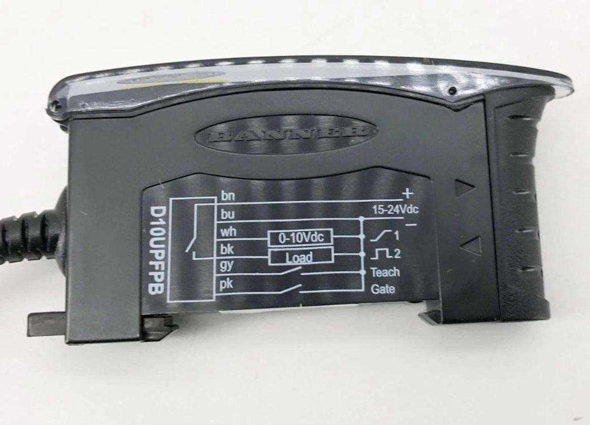 New Banner Engineering D10UPFPB Fiber Optical Sensor 15-24VDC 2m Cable 72321