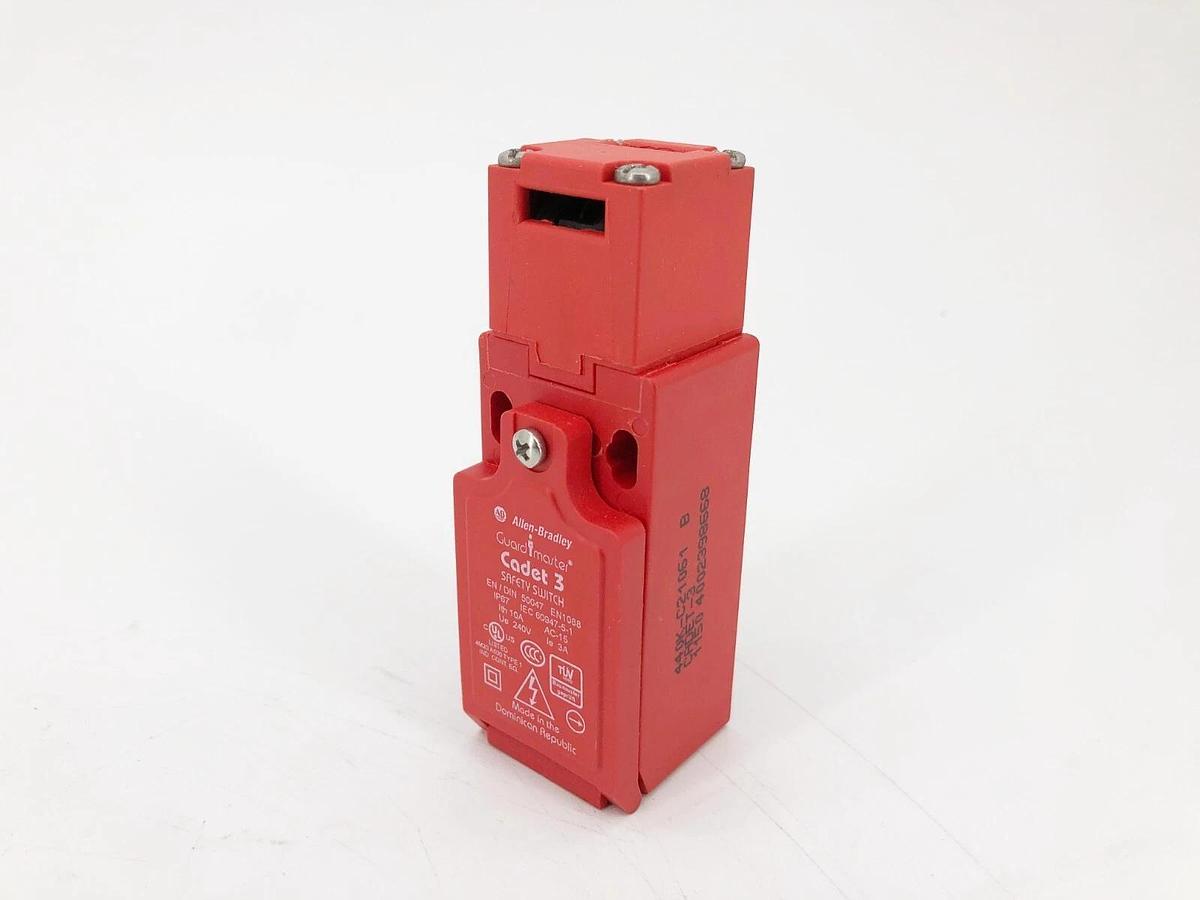New Allen-Bradley 440K-C21061 Ser. B Safety Interlock Switch