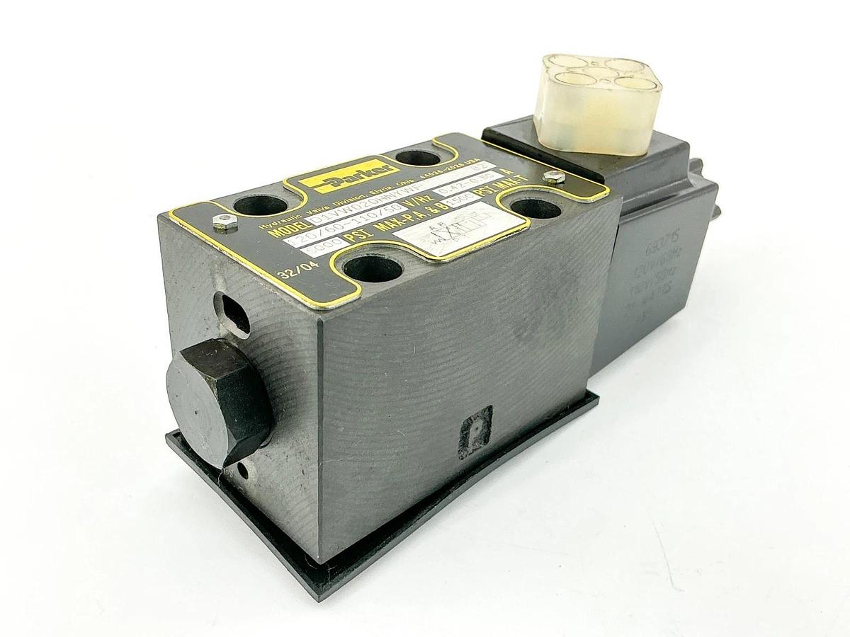 New Parker D1VW020HNYWF 82 Solenoid Valve 110/120V 50/60Hz .50A 5000PSI - No Box