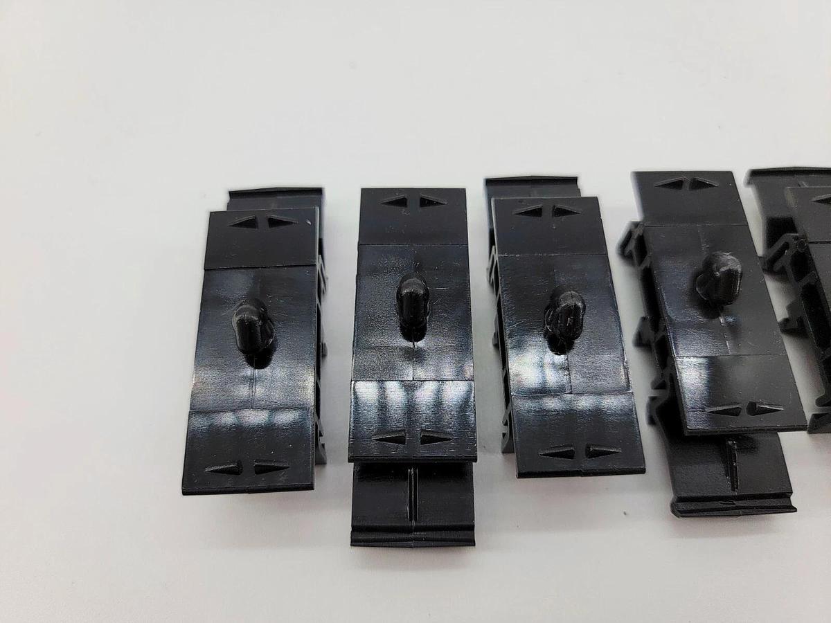 Lot of 9 New Bussmann DRA-1 Fuse Block Din Rail Adapters